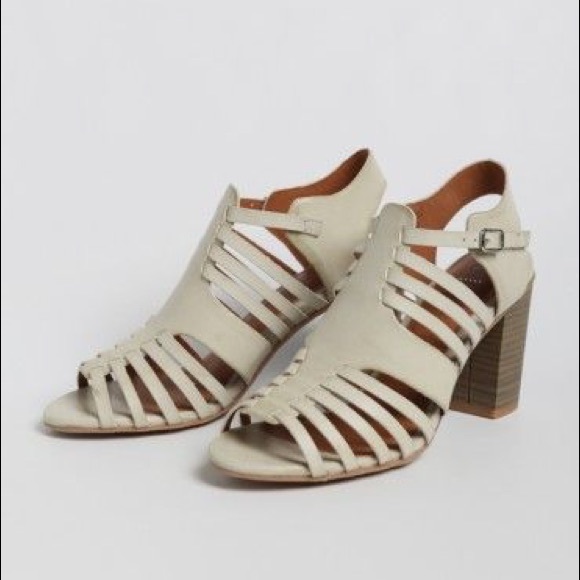 Distressed Leather Fisherman Huarache Heel Sandal - Picture 15 of 16